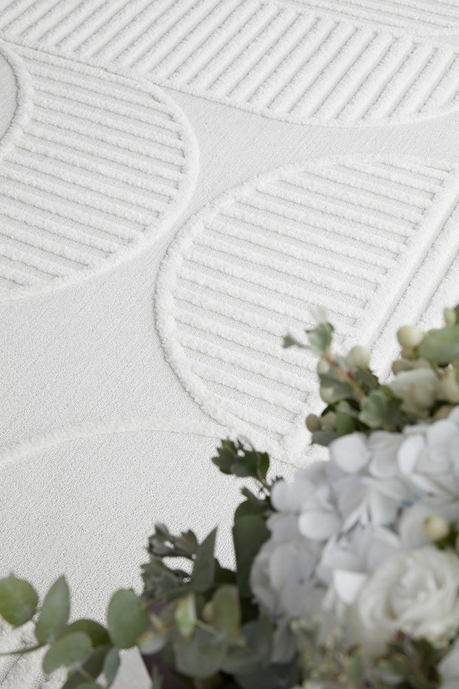 Milan Leo White Rug
