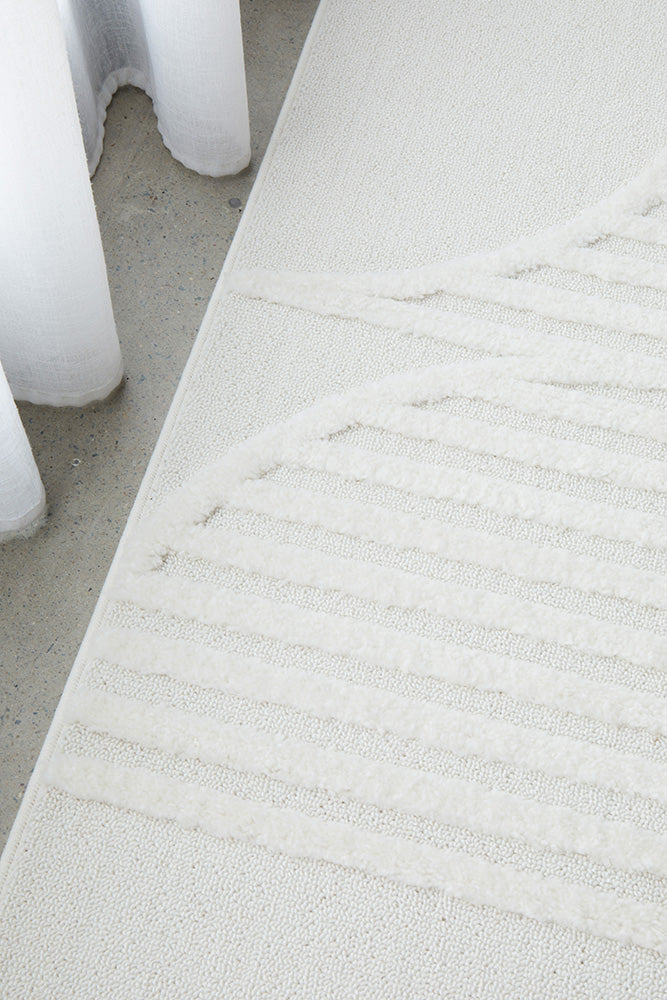 Milan Leo White Rug