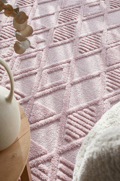 Marigold  Design 56000     Lisa-Pink