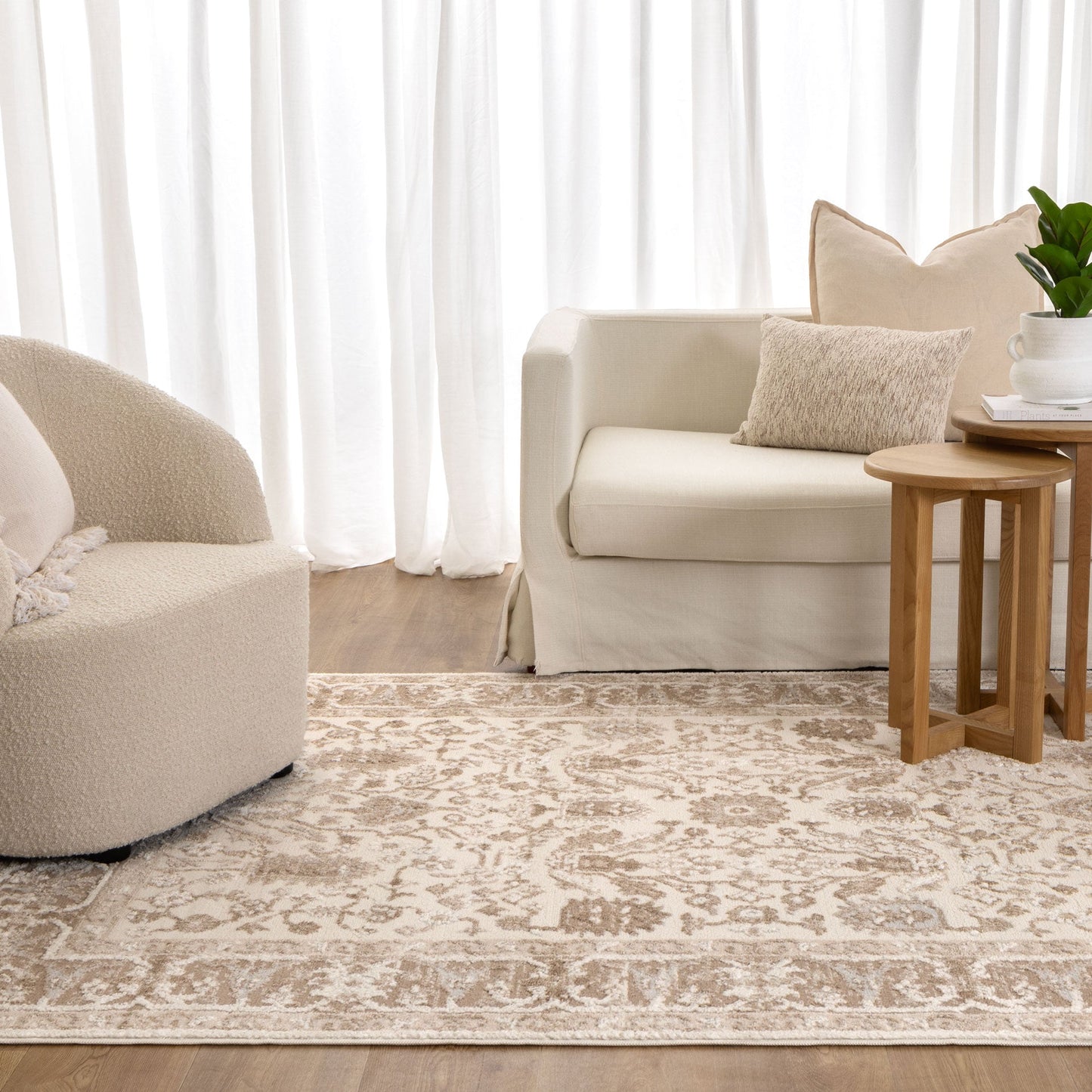Sierra  Oriental Border Beige Rug