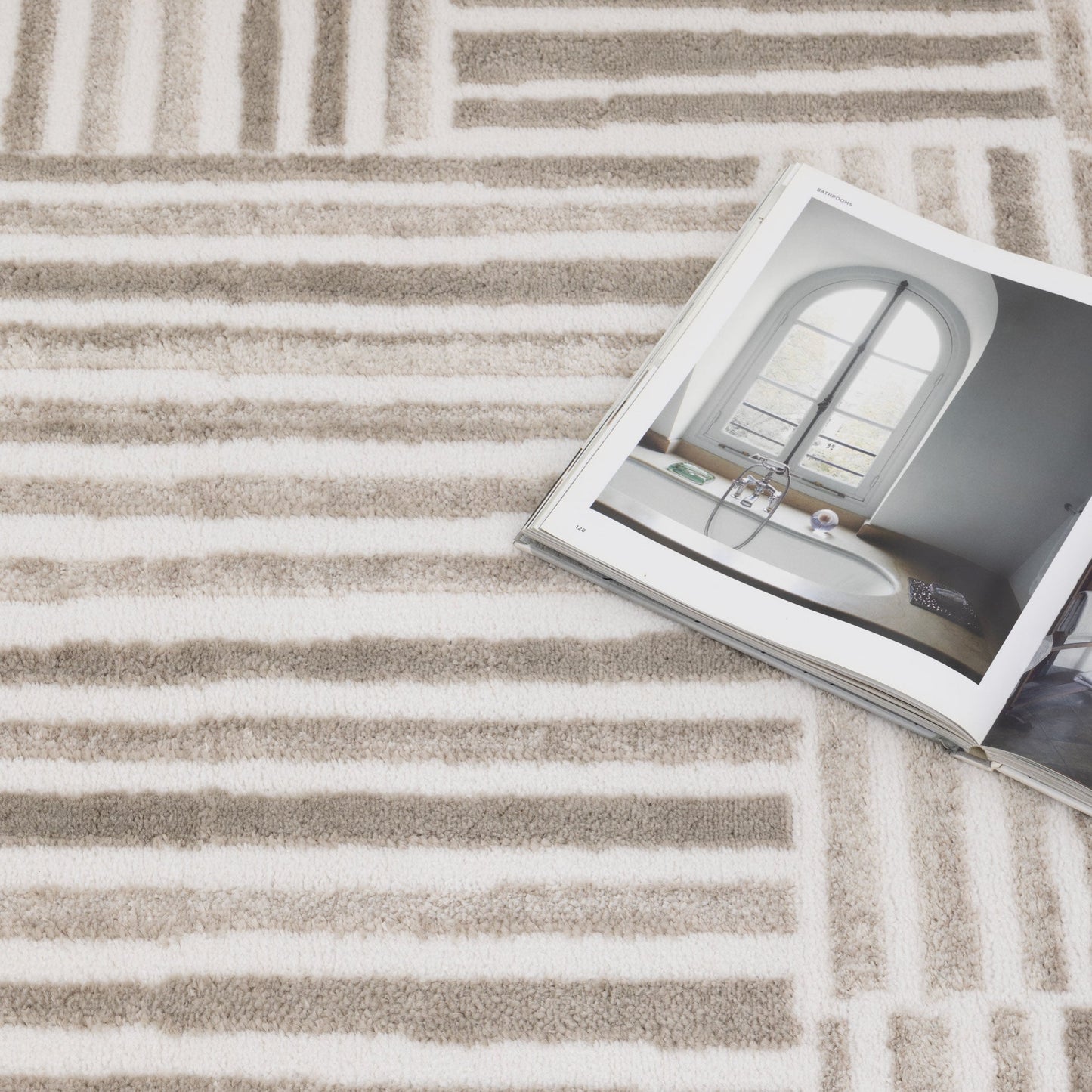 Wellington Beige 00300